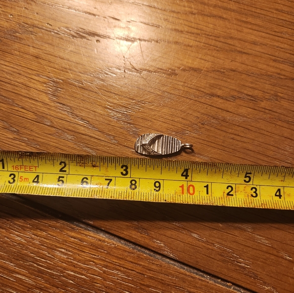 14k white gold diamond flip flop pendant - Picture 3 of 3